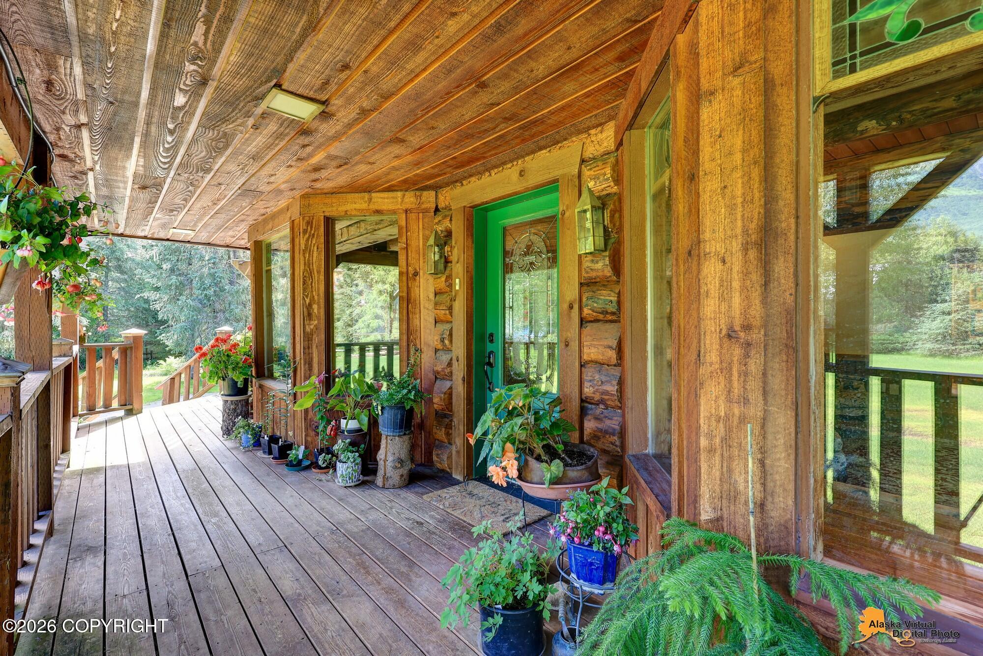 164 Glacier Creek Drive Property Photo 8
