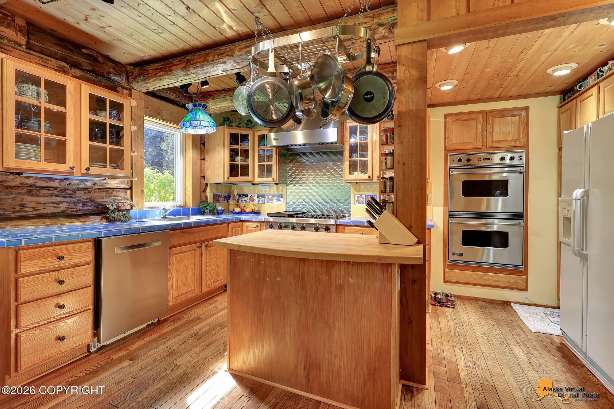 164 Glacier Creek Drive Property Photo 15