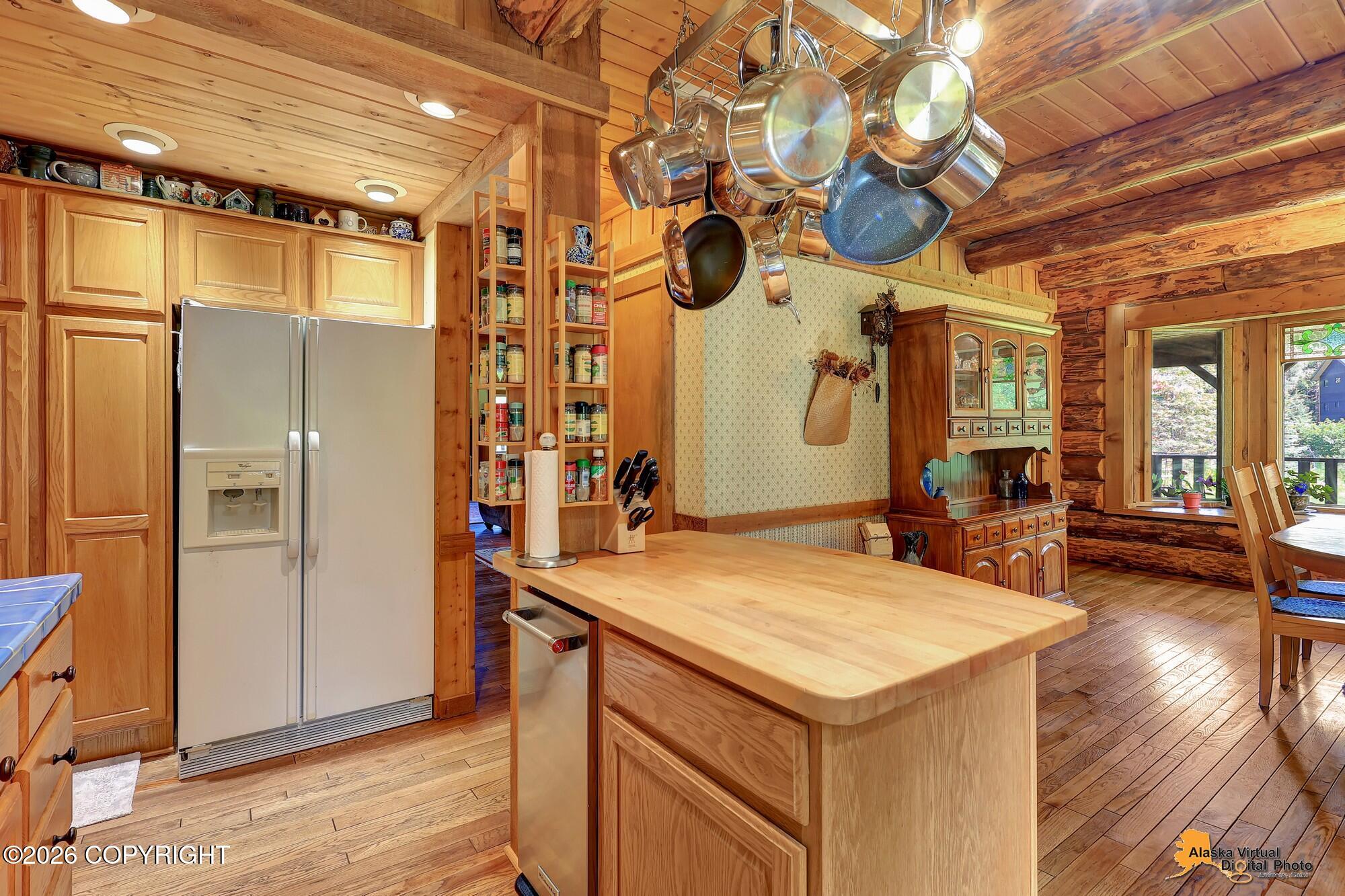 164 Glacier Creek Drive Property Photo 16