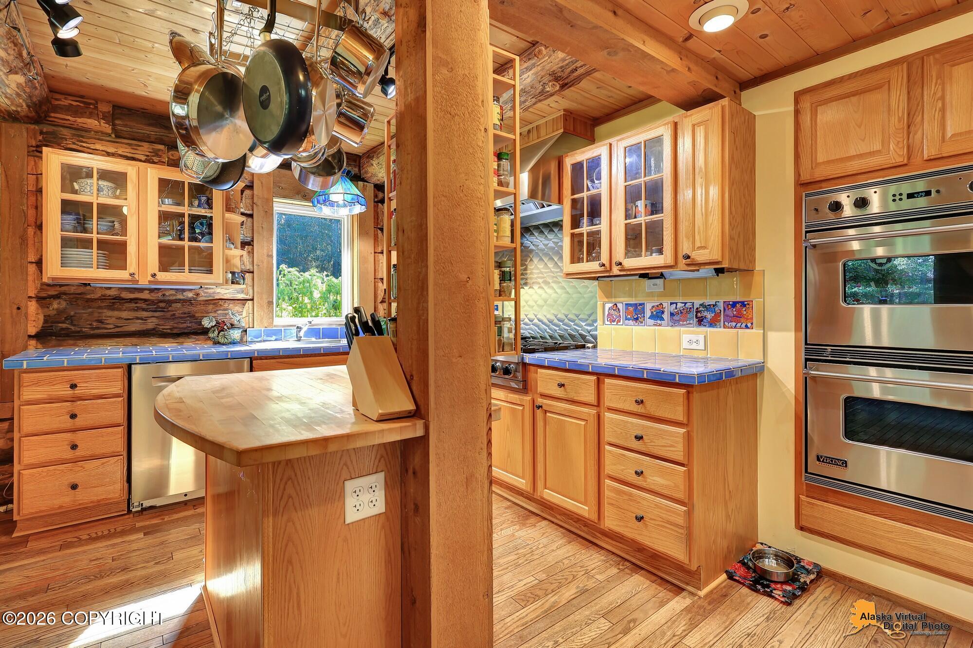 164 Glacier Creek Drive Property Photo 20