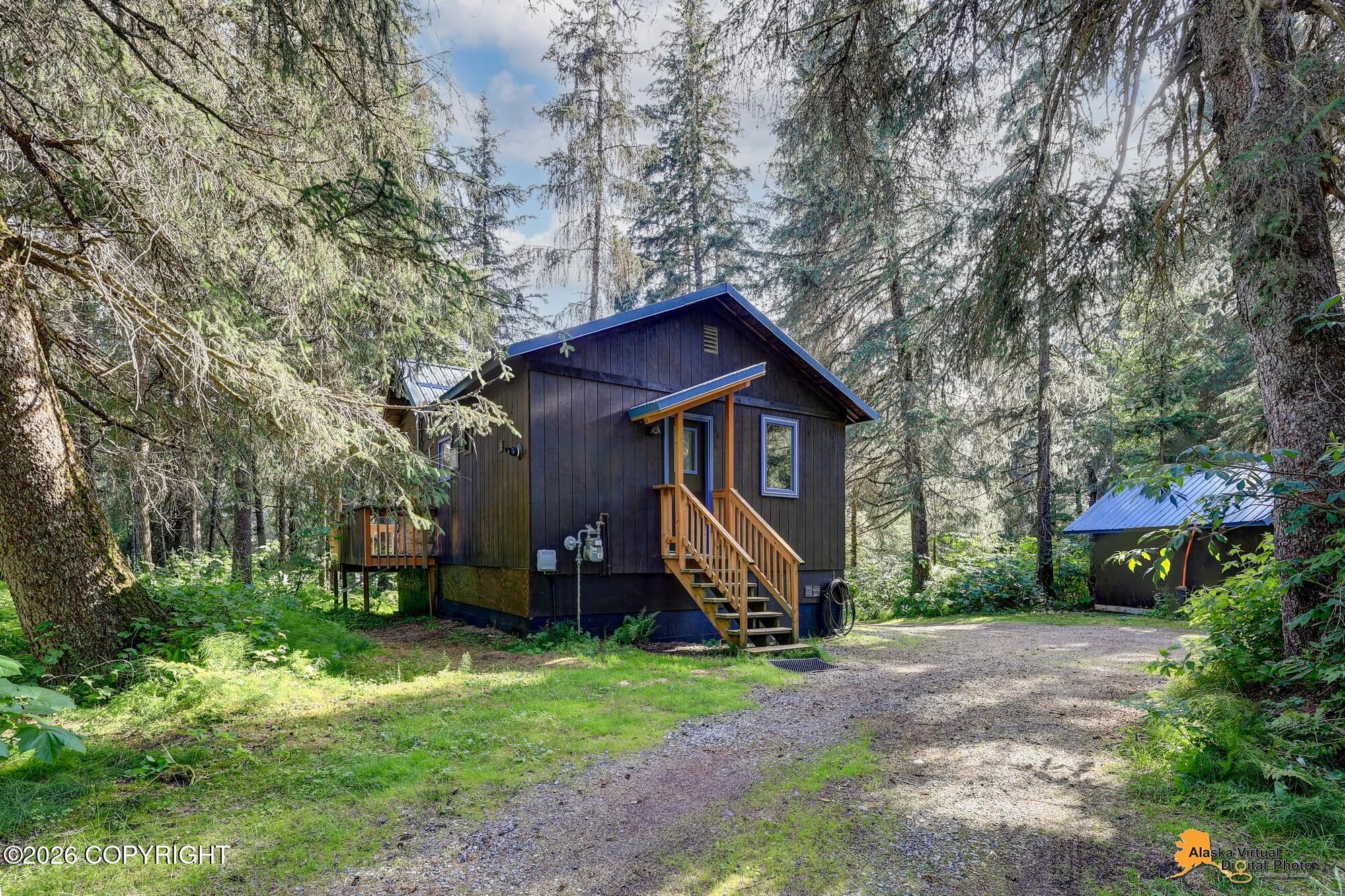1917 Alyeska Highway Property Photo 3