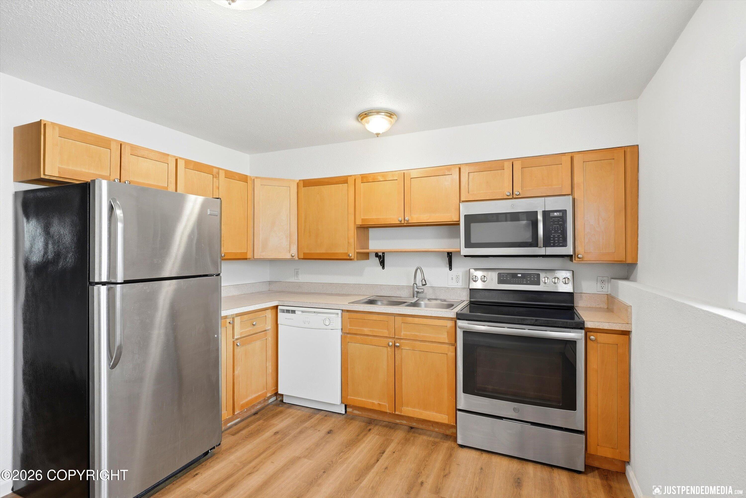 501 E 13th Avenue #4 Property Photo 6