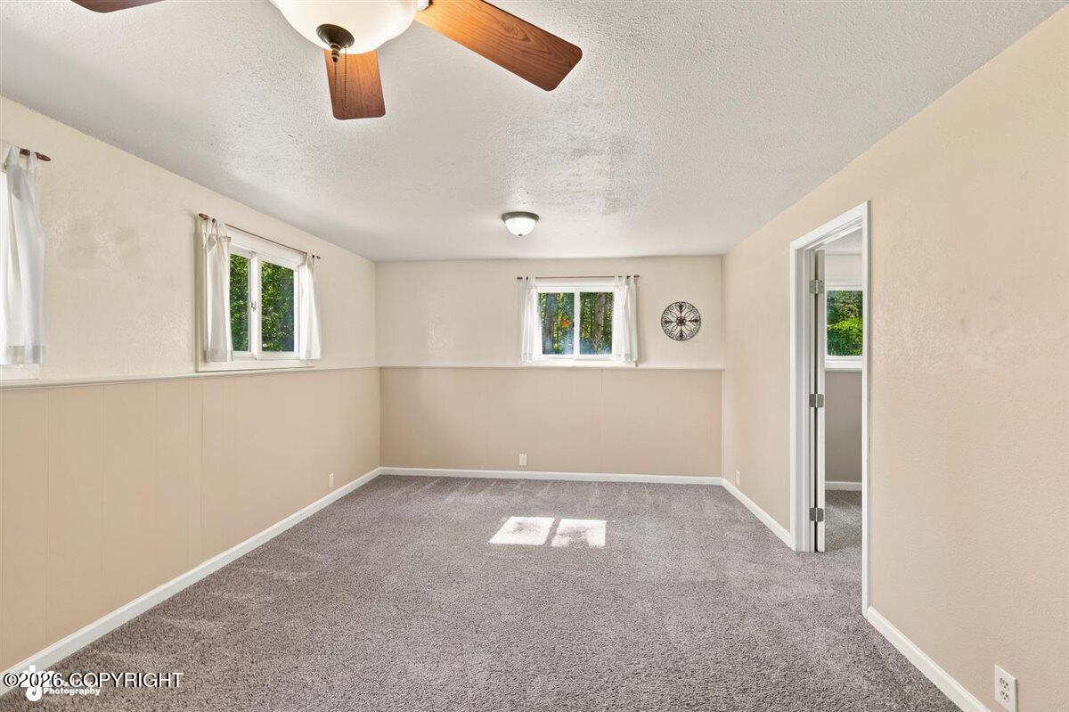 880 S Iris Circle Property Photo 23