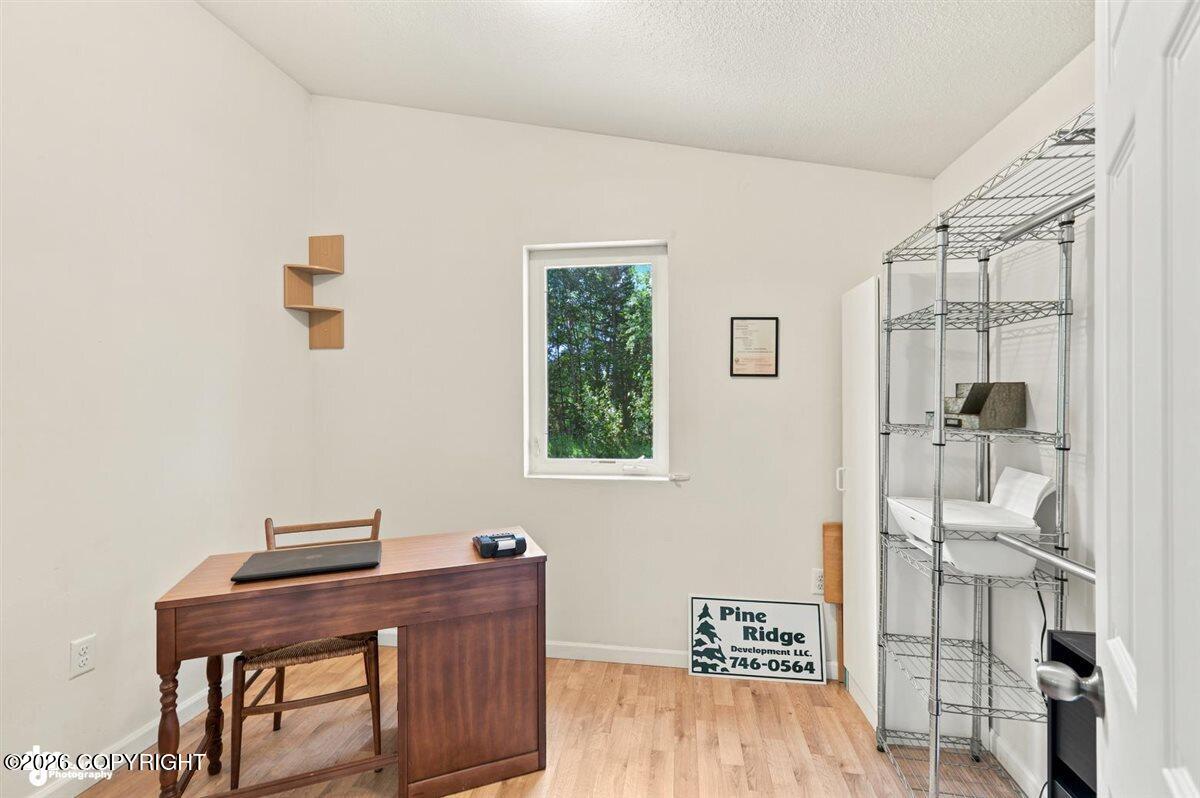 880 S Iris Circle Property Photo 34