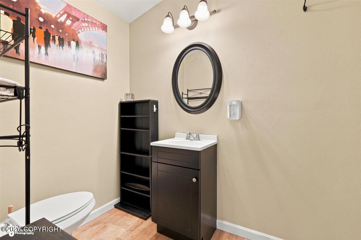 880 S Iris Circle Property Photo 36