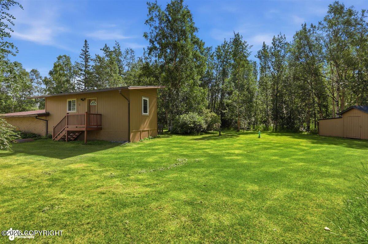 880 S Iris Circle Property Photo 45