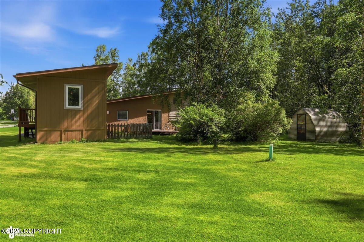 880 S Iris Circle Property Photo 47