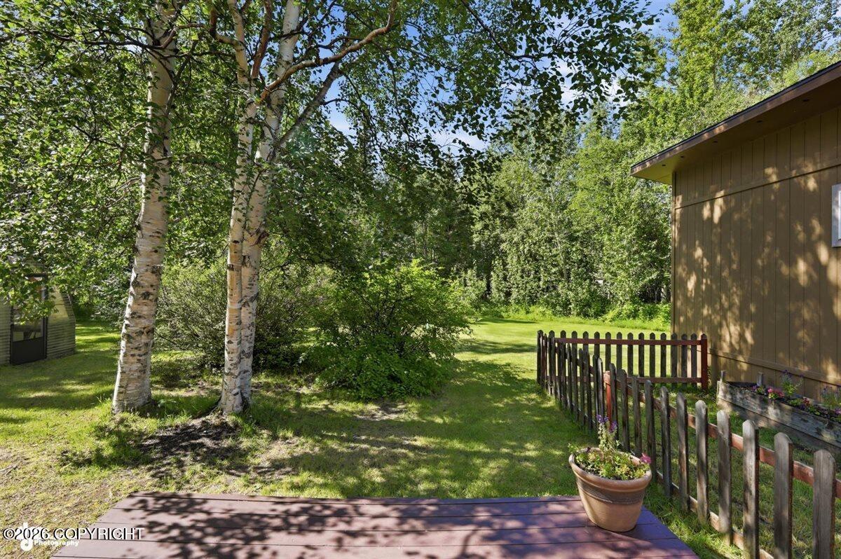 880 S Iris Circle Property Photo 54