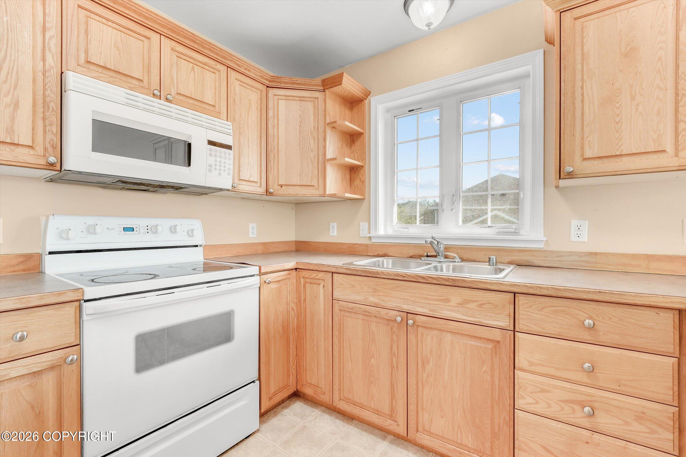 1782 E Neil Circle #4 Property Photo 6