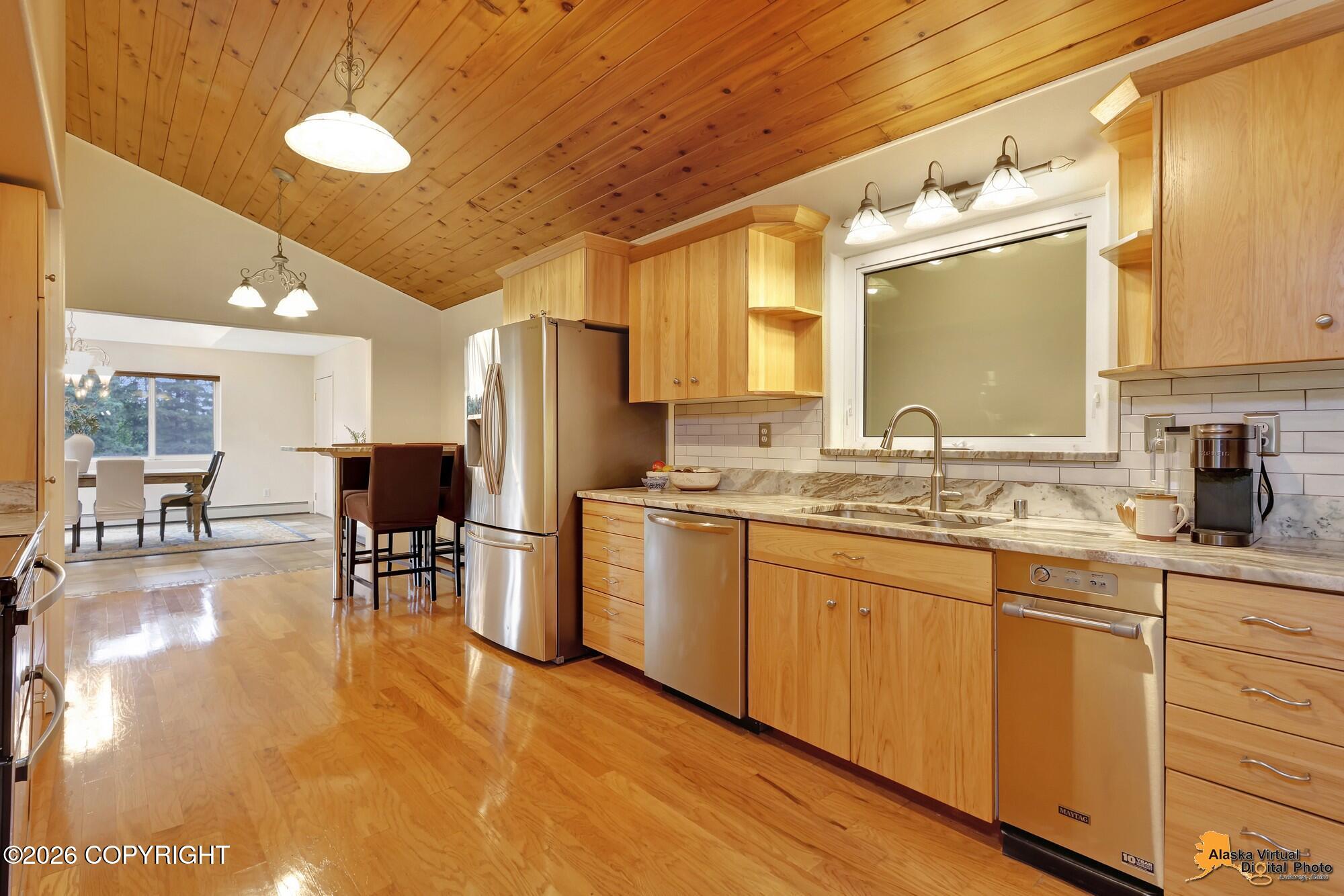 9501 Birch Road Property Photo 8