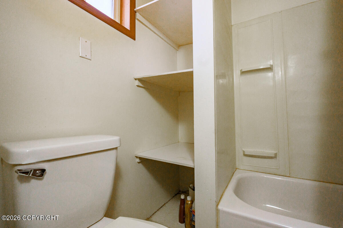 23729 W Long Lake Road Property Photo 31