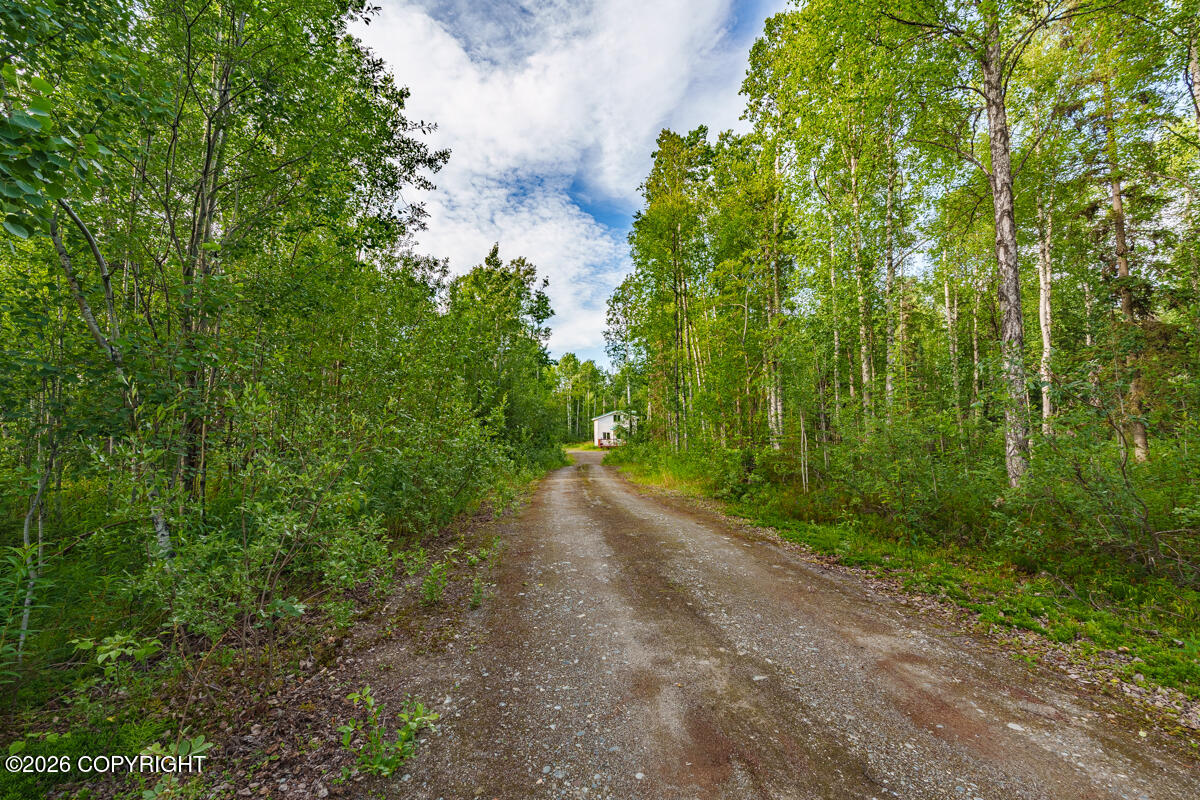 23729 W Long Lake Road Property Photo 47