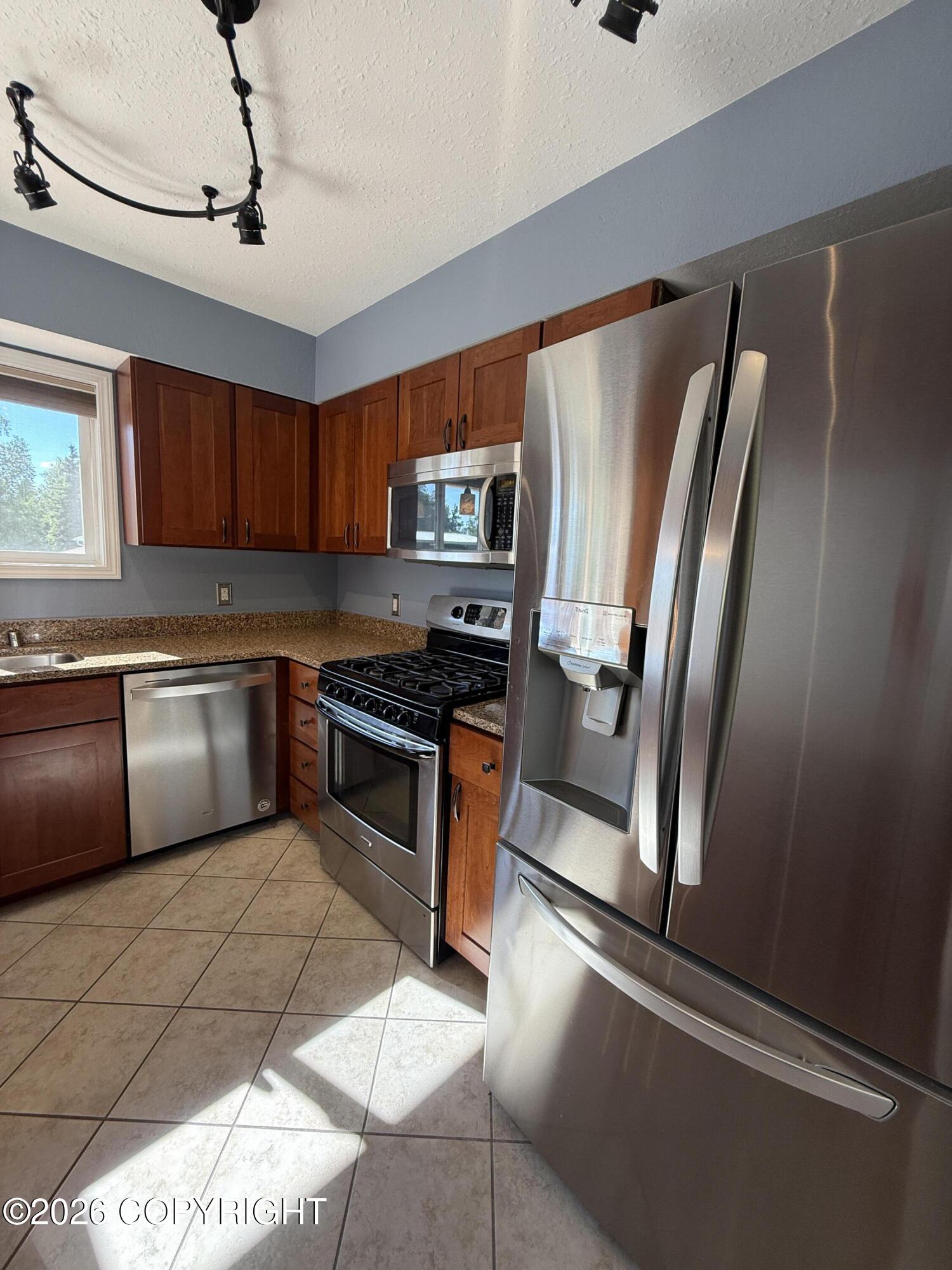 10254 Goodnews Circle Property Photo 5