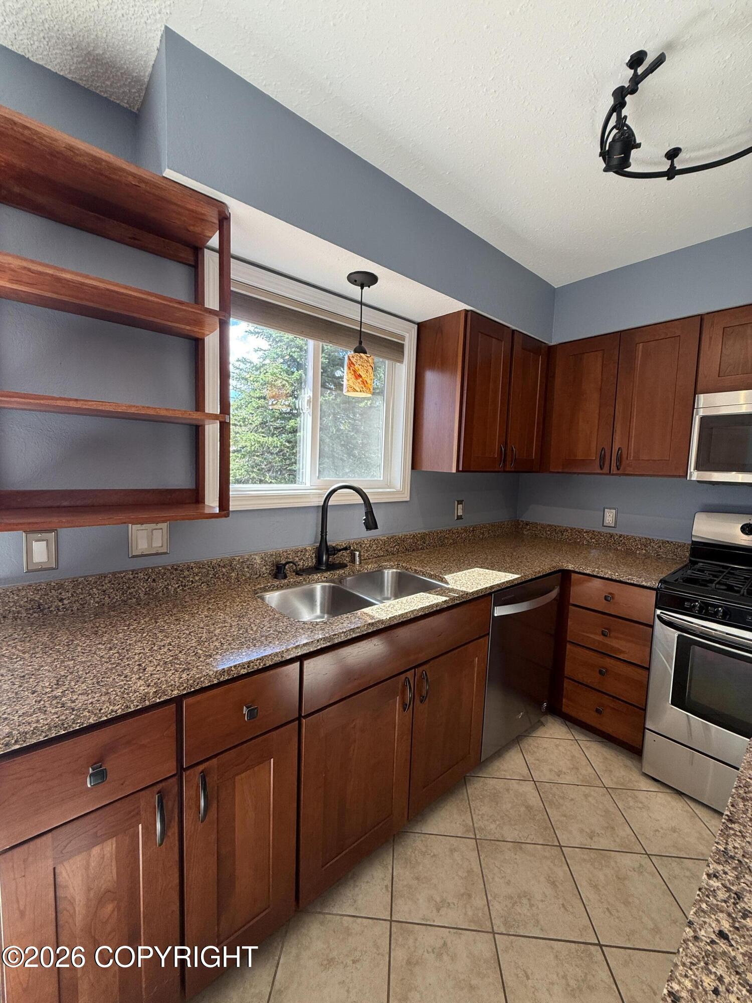 10254 Goodnews Circle Property Photo 6