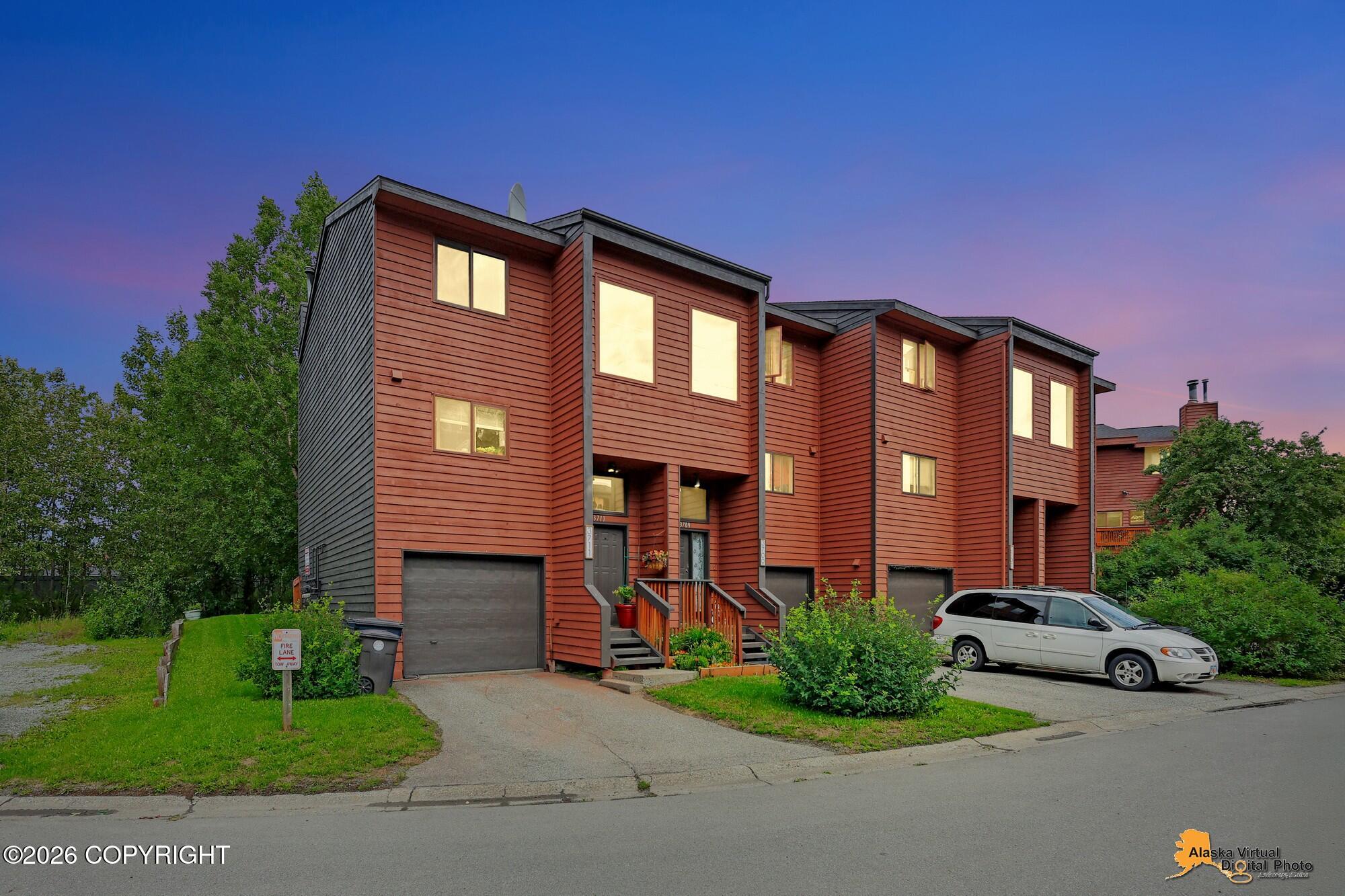 3635-3711 Carleton Avenue Property Photo 1