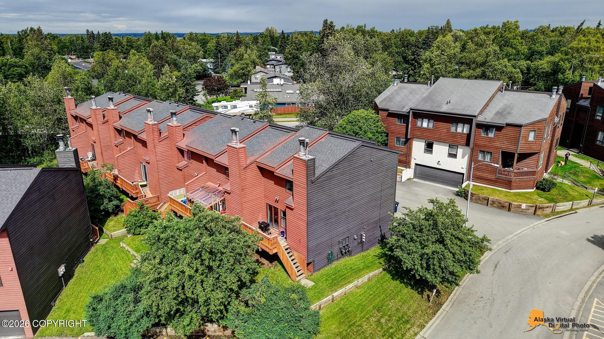 3635-3711 Carleton Avenue Property Photo 16