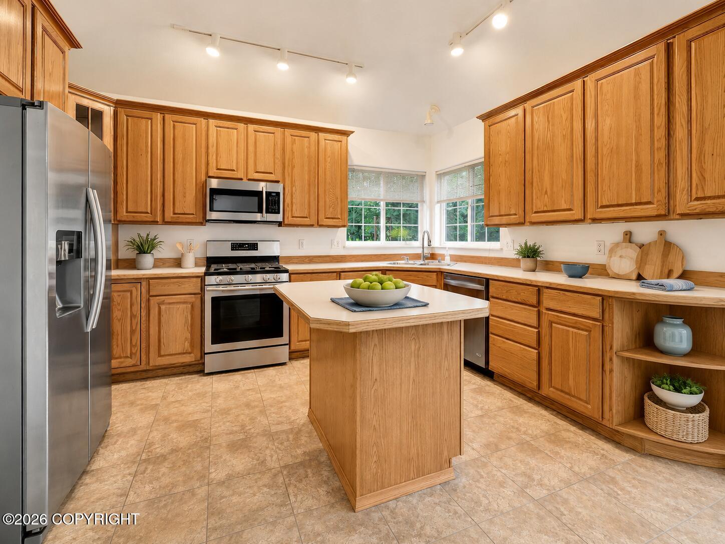 4272 Birch Run Drive Property Photo 7