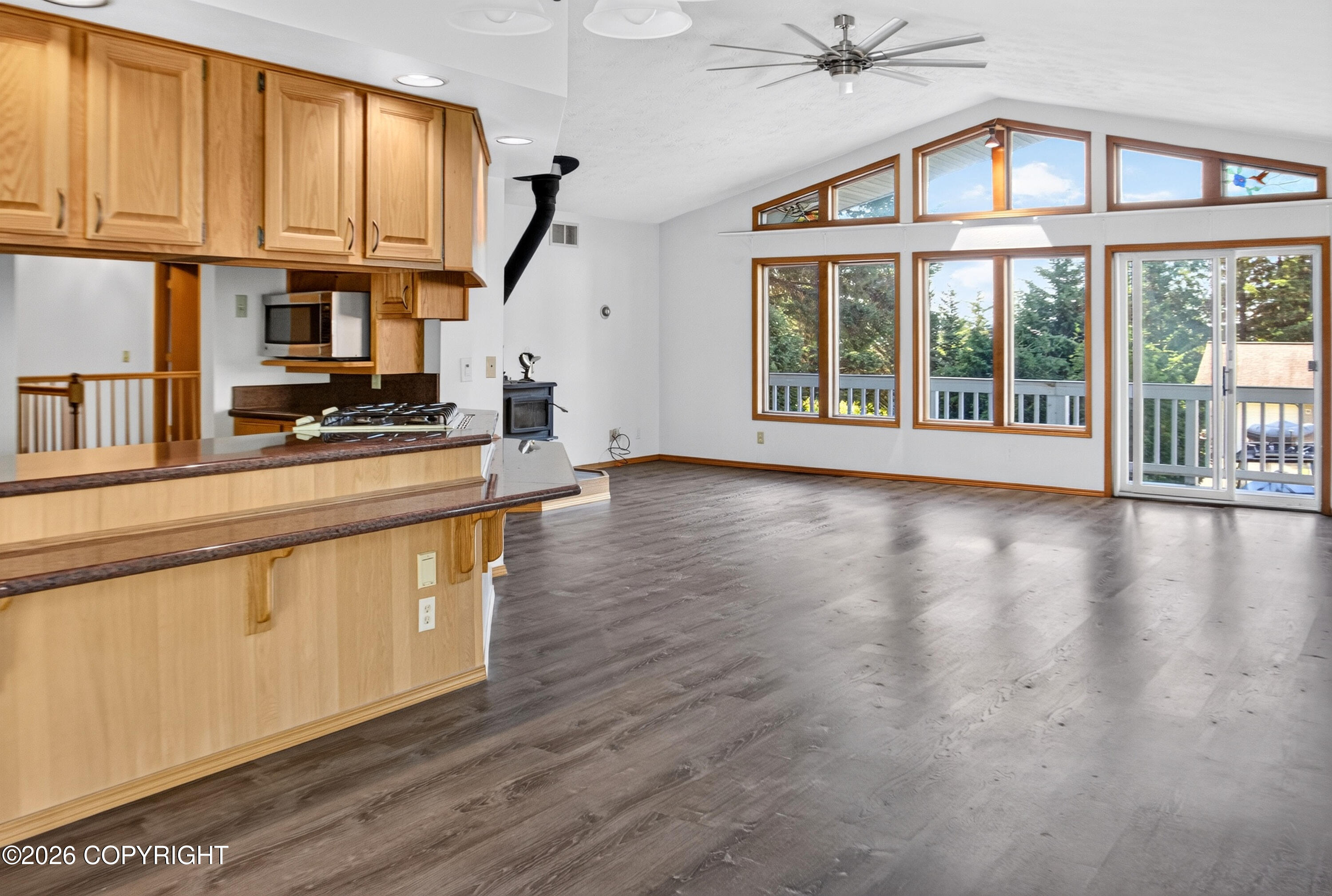 218 Bluefield Drive Property Photo 14