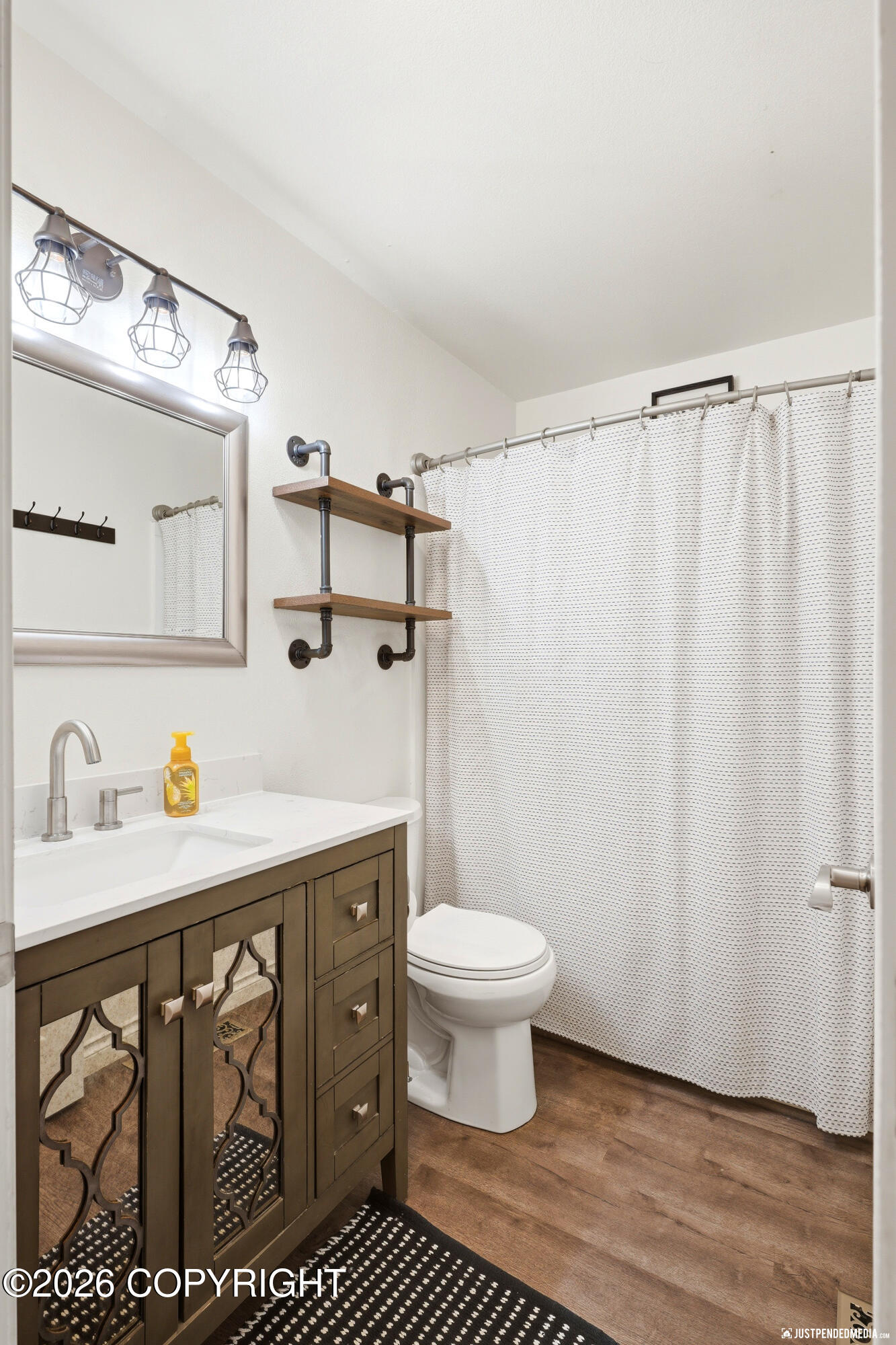 1811 Beaver Place Property Photo 23