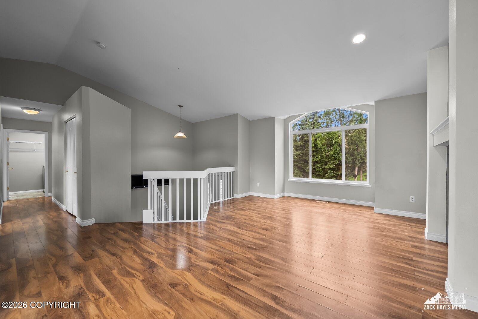 19328 Trail Bay Drive Property Photo 9