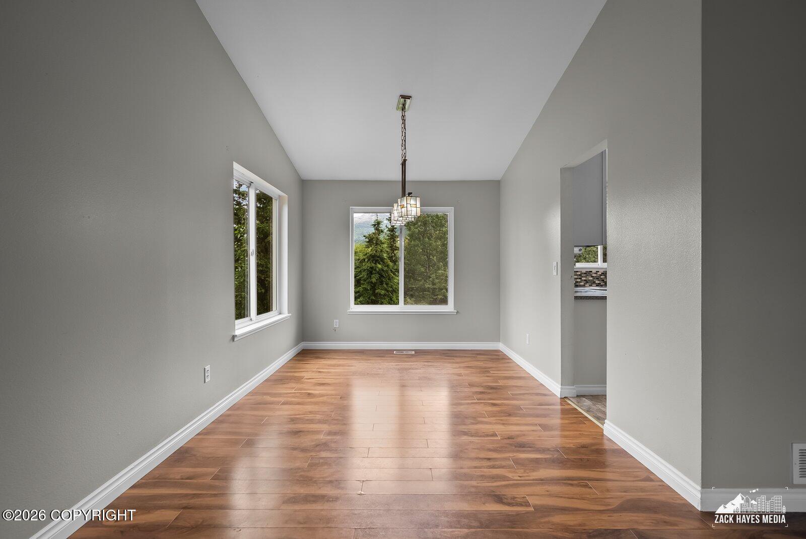 19328 Trail Bay Drive Property Photo 14