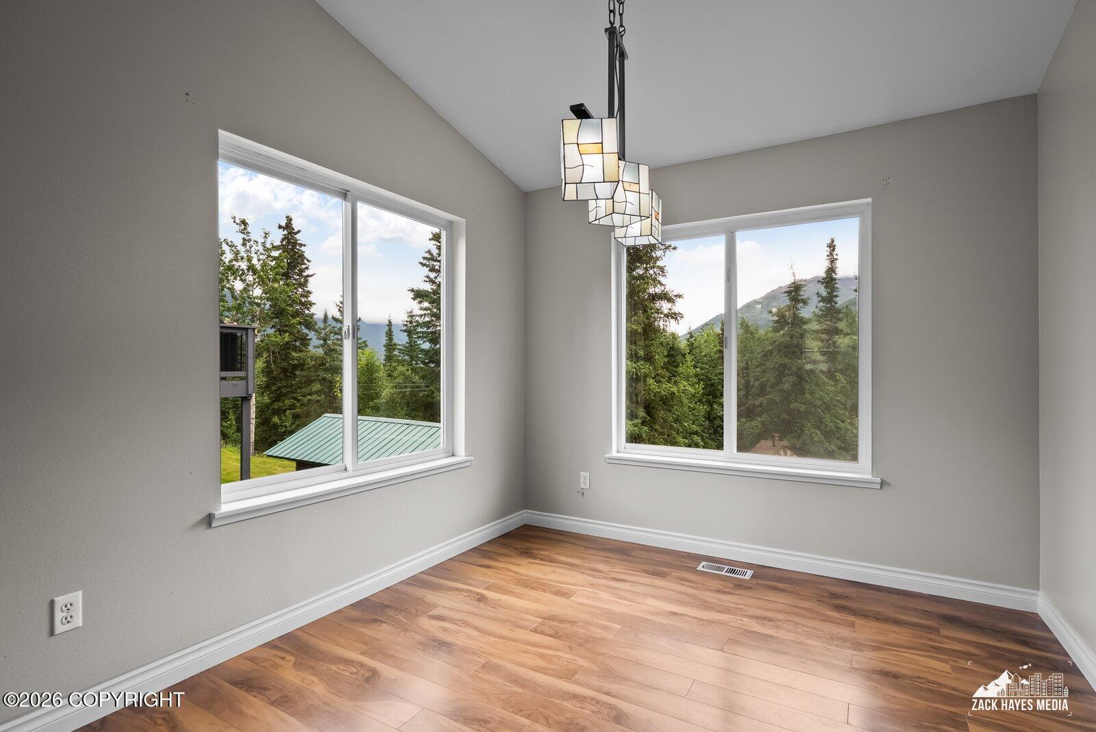 19328 Trail Bay Drive Property Photo 15