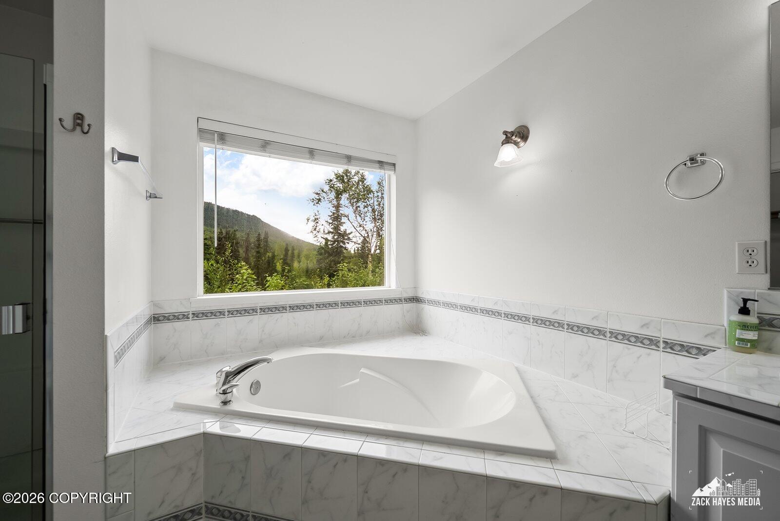 19328 Trail Bay Drive Property Photo 61