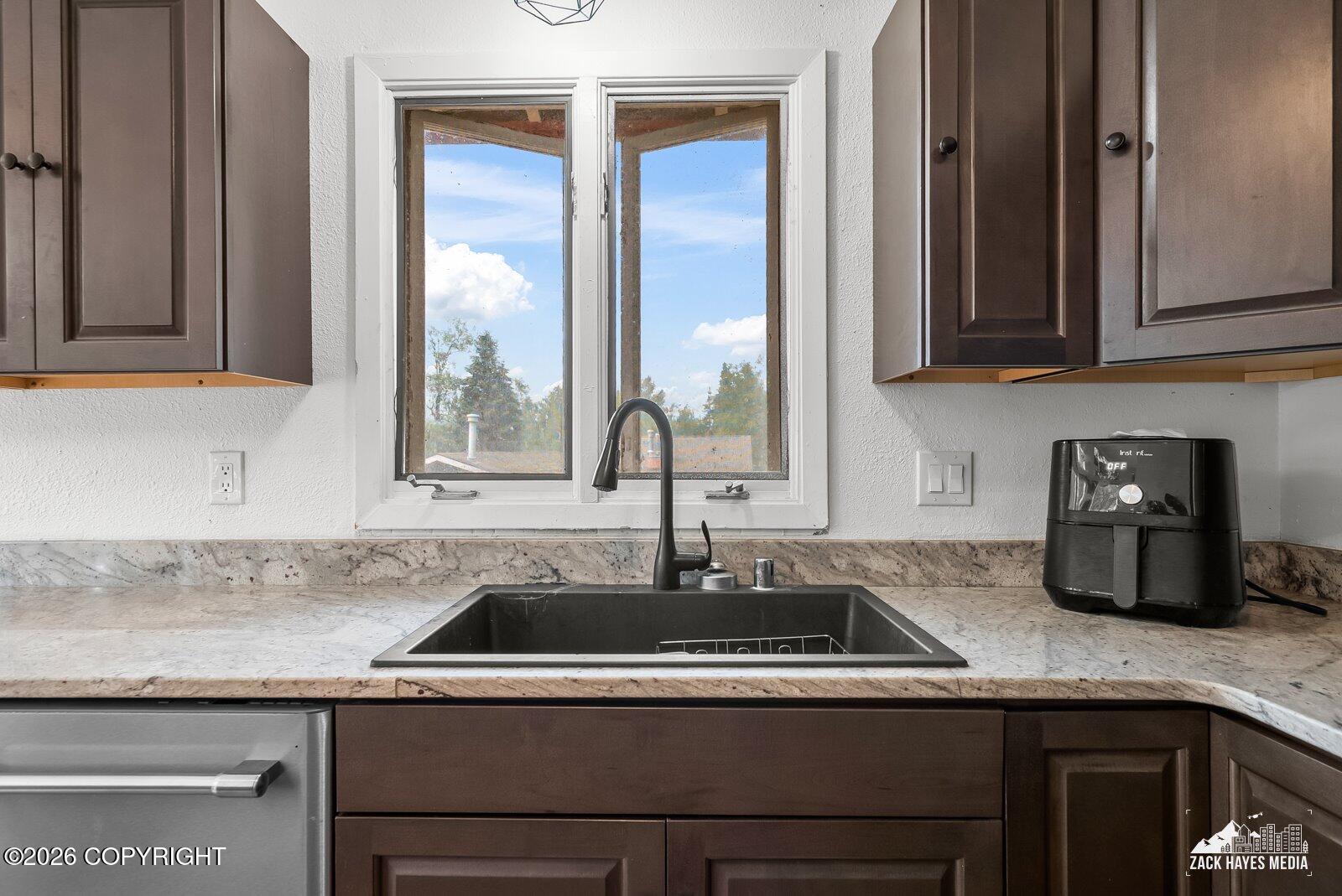 10845 Anvik Circle Property Photo 30