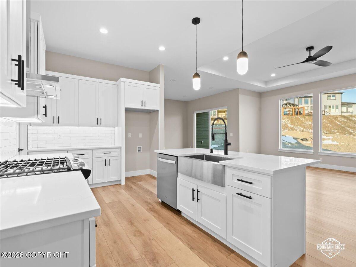 2667 S Rainbow View Circle Property Photo 8