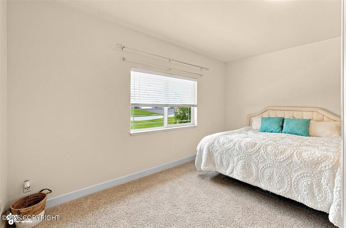 300 W London Rose Circle #12 Property Photo 25