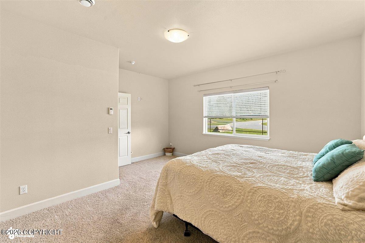 300 W London Rose Circle #12 Property Photo 27