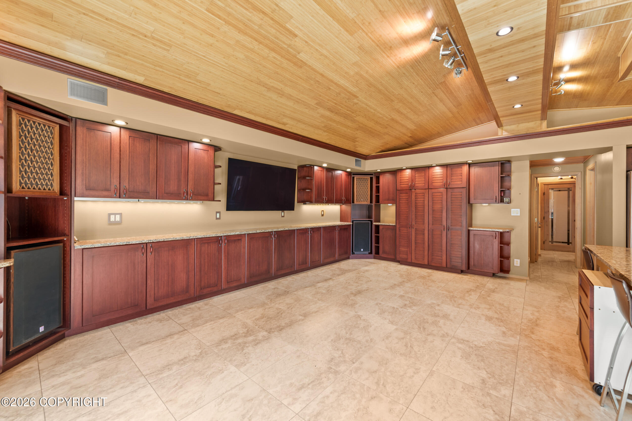 17581 E Butte Airman Road Property Photo 8