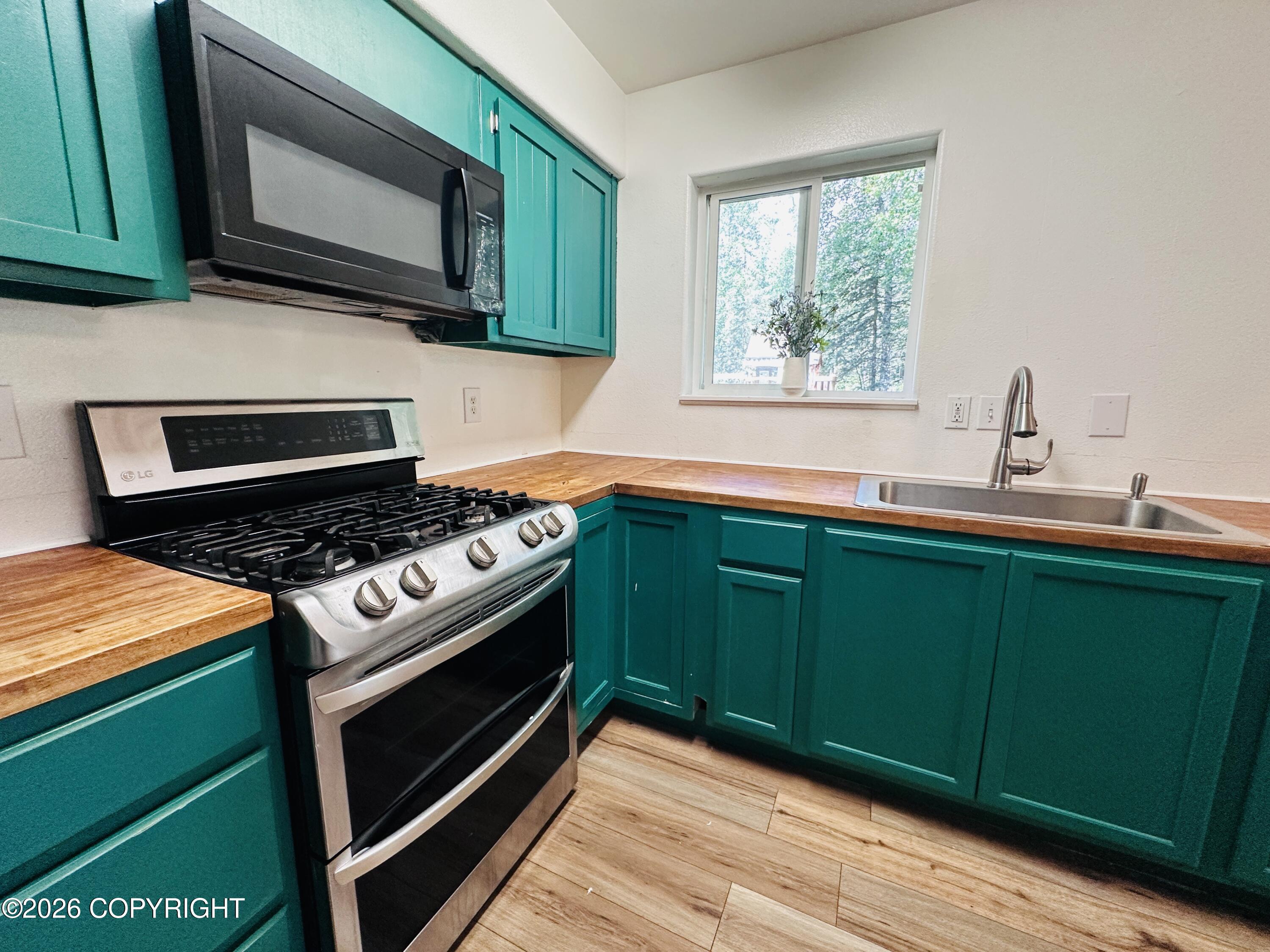 4401 S Captain Cook Circle Property Photo 16