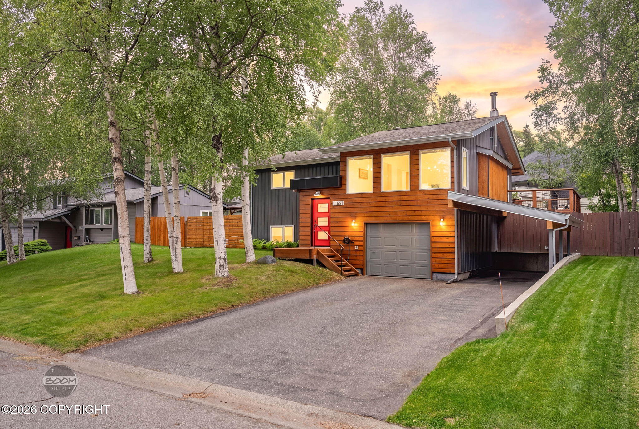 13621 Sunset View Street Property Photo 1