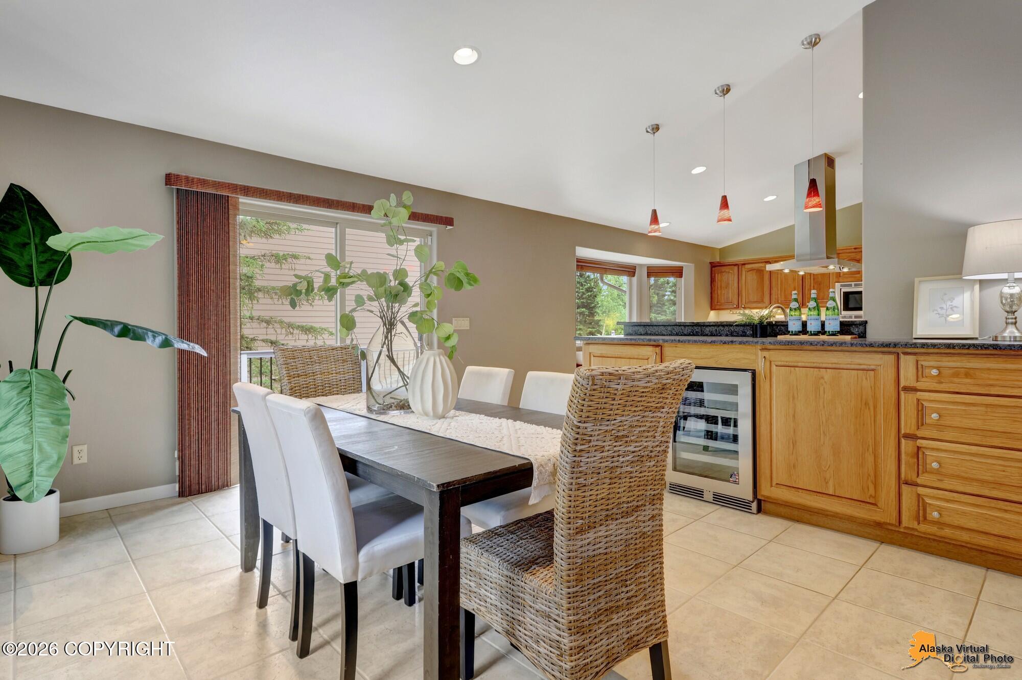 9123 Sahalee Drive Property Photo 7