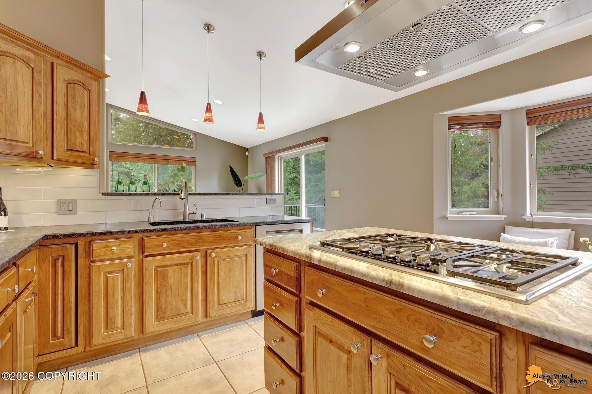 9123 Sahalee Drive Property Photo 15