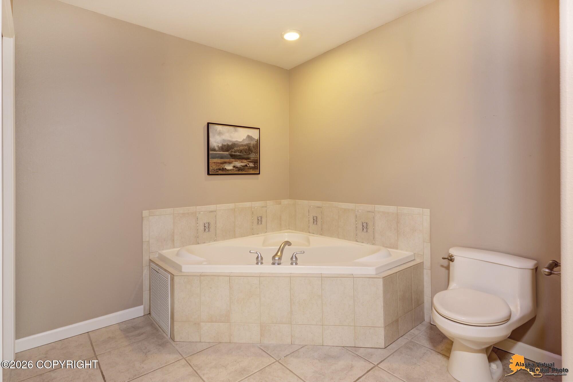 9123 Sahalee Drive Property Photo 22