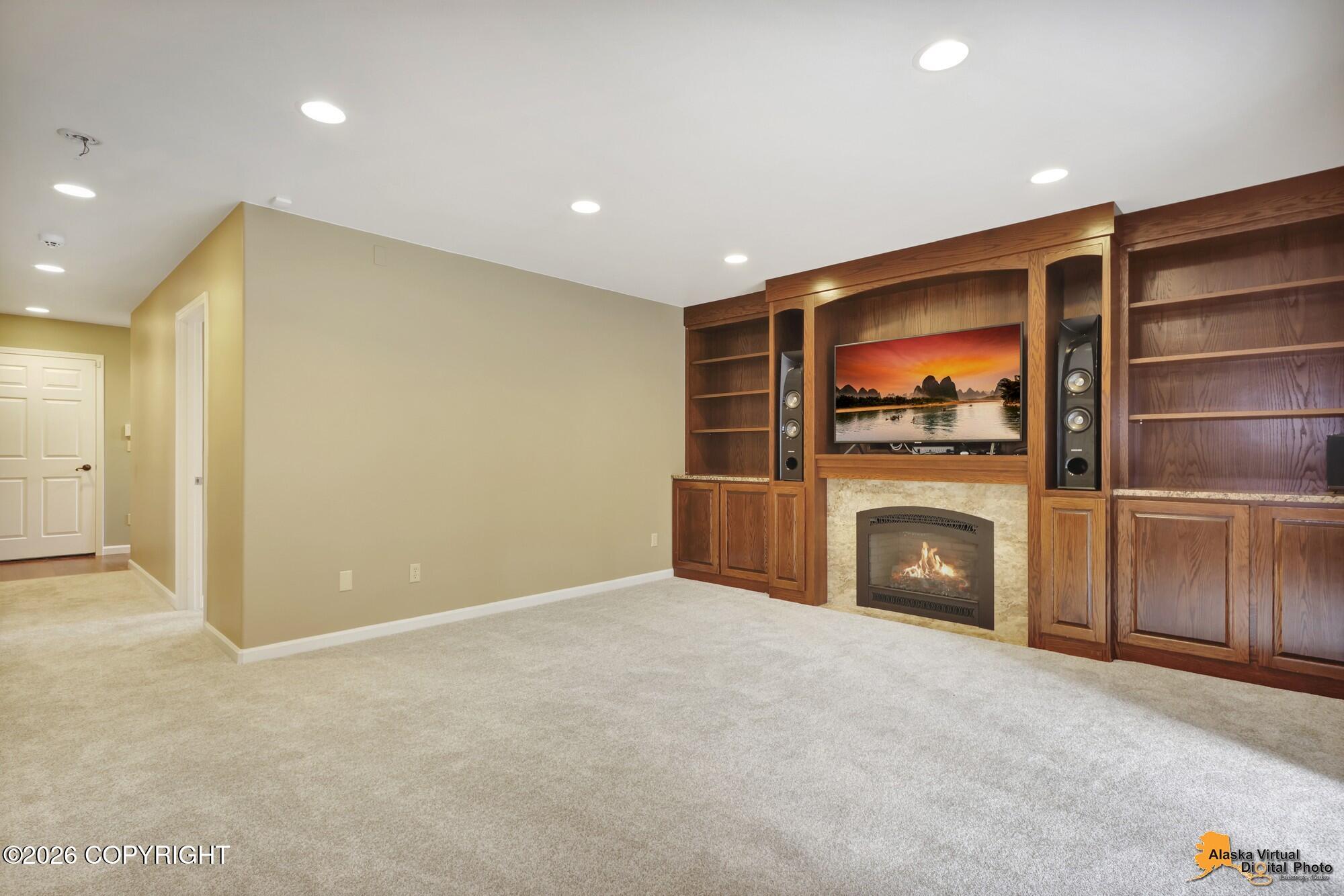 9123 Sahalee Drive Property Photo 30