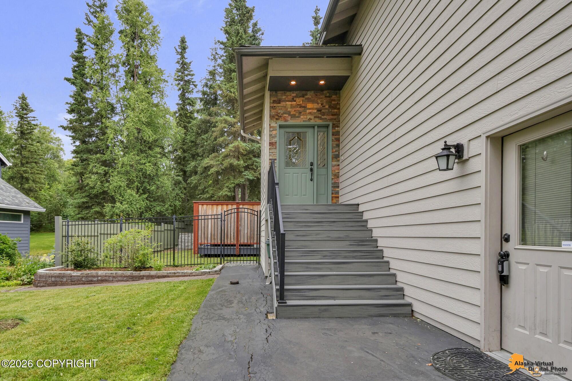 9123 Sahalee Drive Property Photo 52