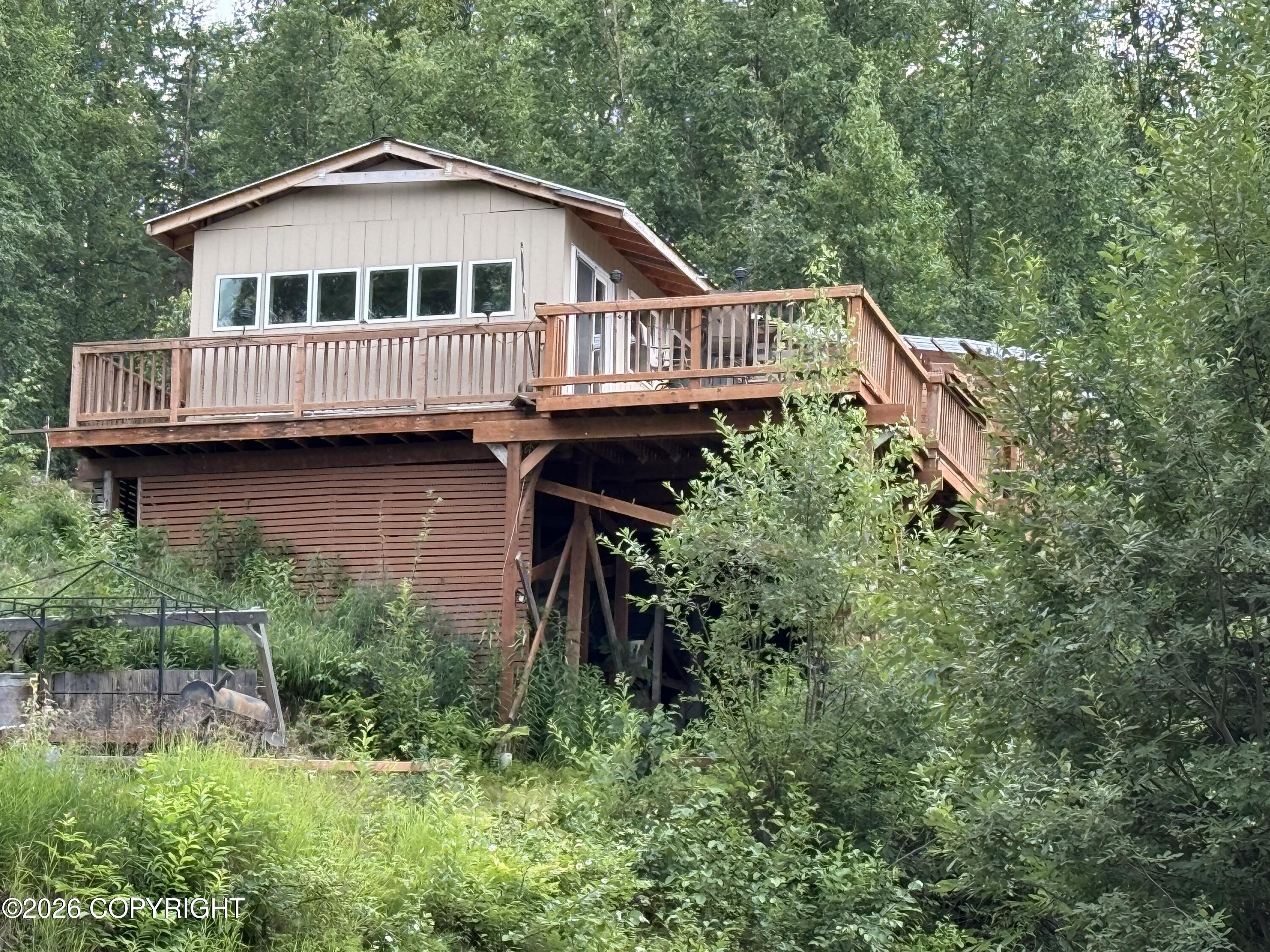 16995 W Lighthouse Drive Property Photo 1