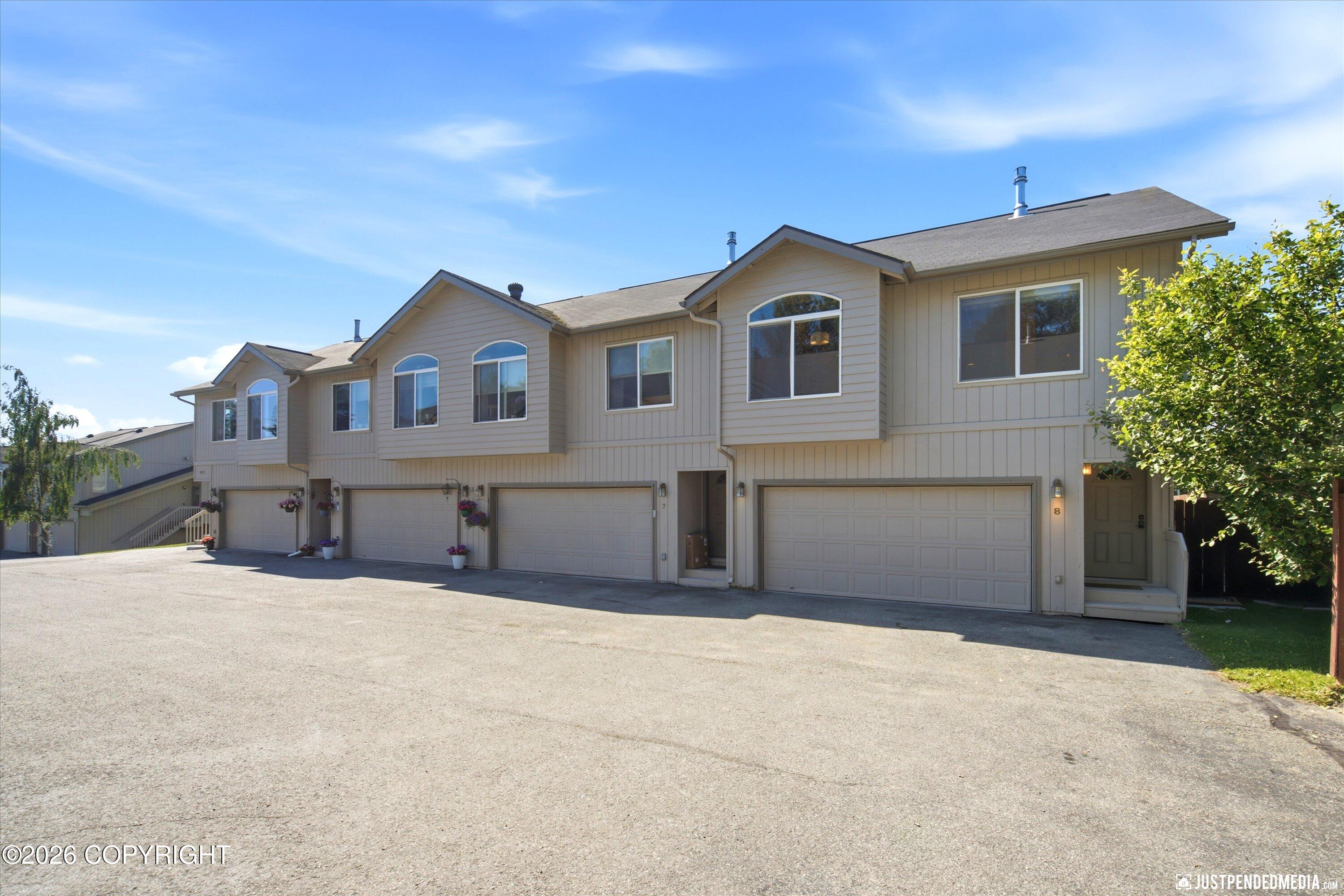207 Dailey Avenue #8 Property Photo 5