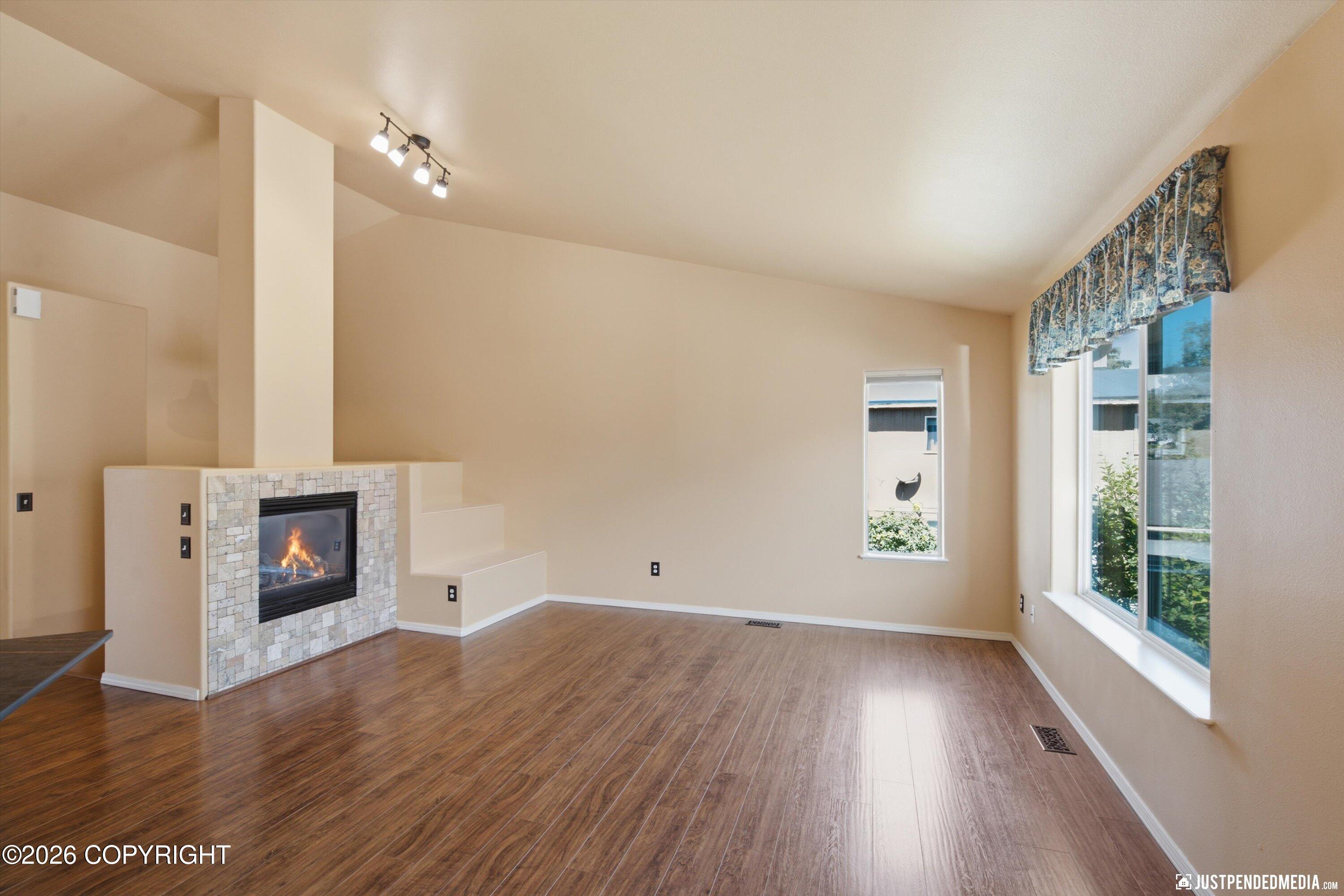 207 Dailey Avenue #8 Property Photo 18