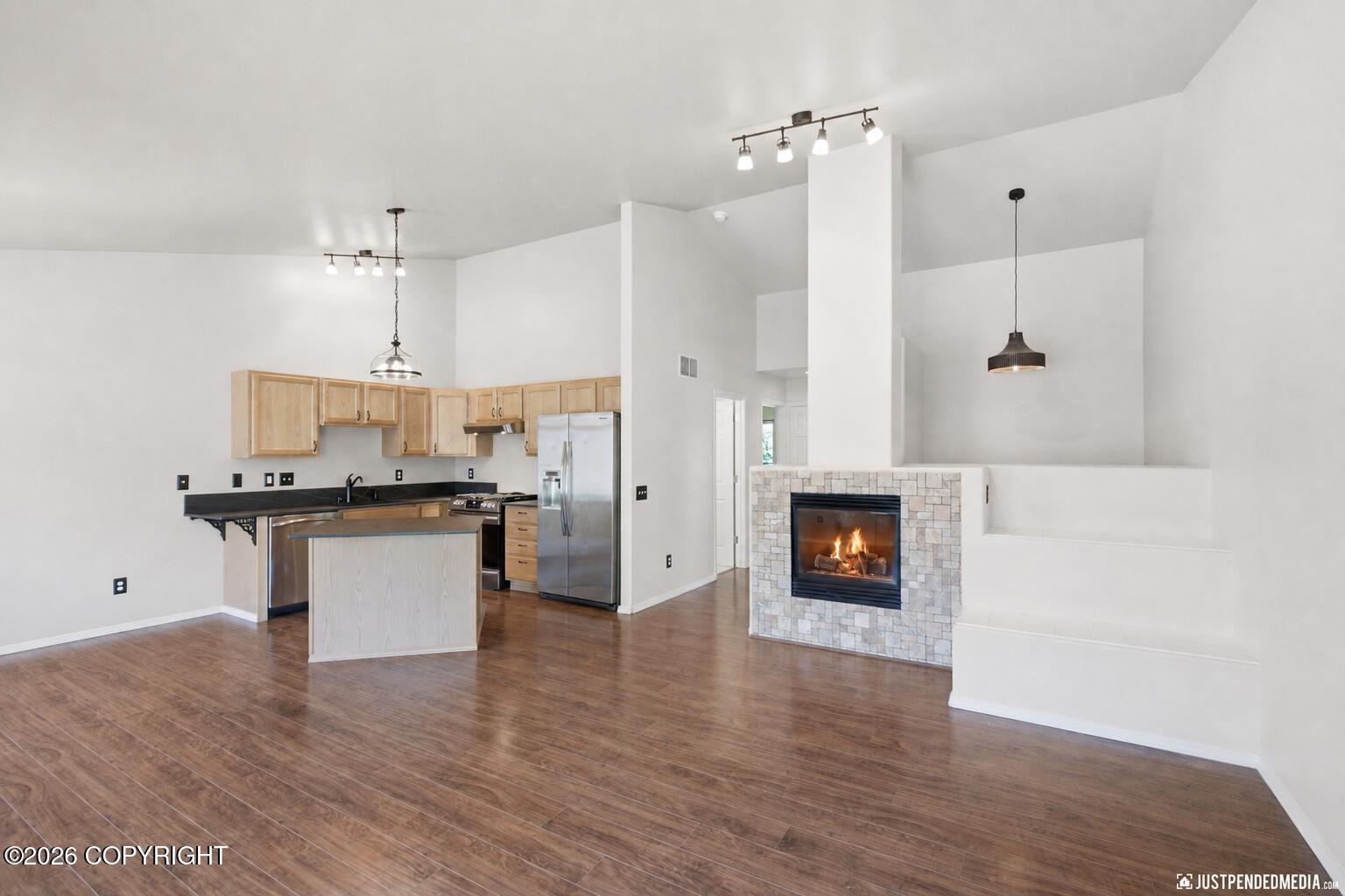 207 Dailey Avenue #8 Property Photo 23