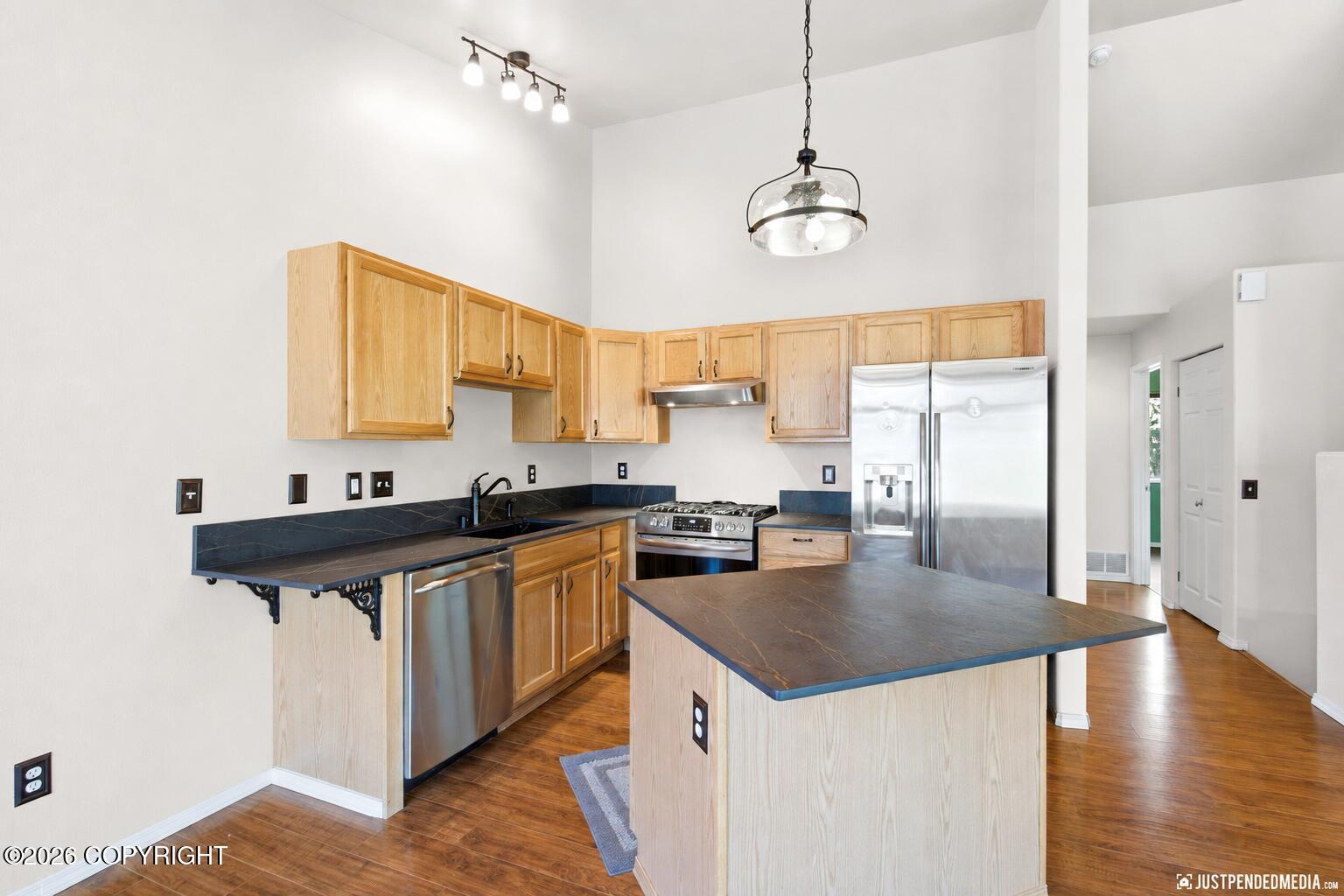 207 Dailey Avenue #8 Property Photo 25
