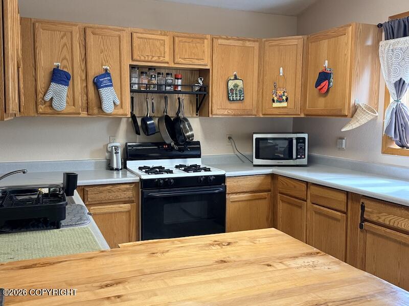 174 Cranberry Street Property Photo 9