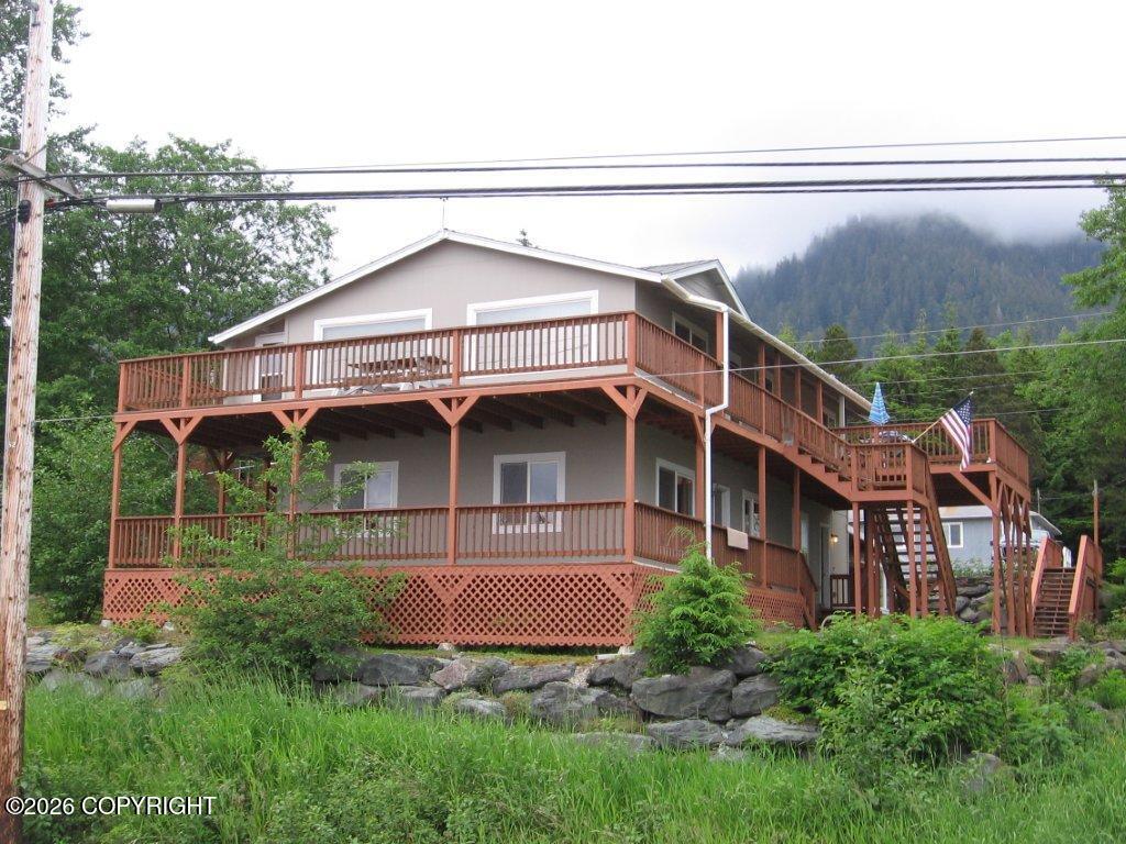 3051 Crest Avenue #b Property Photo 1