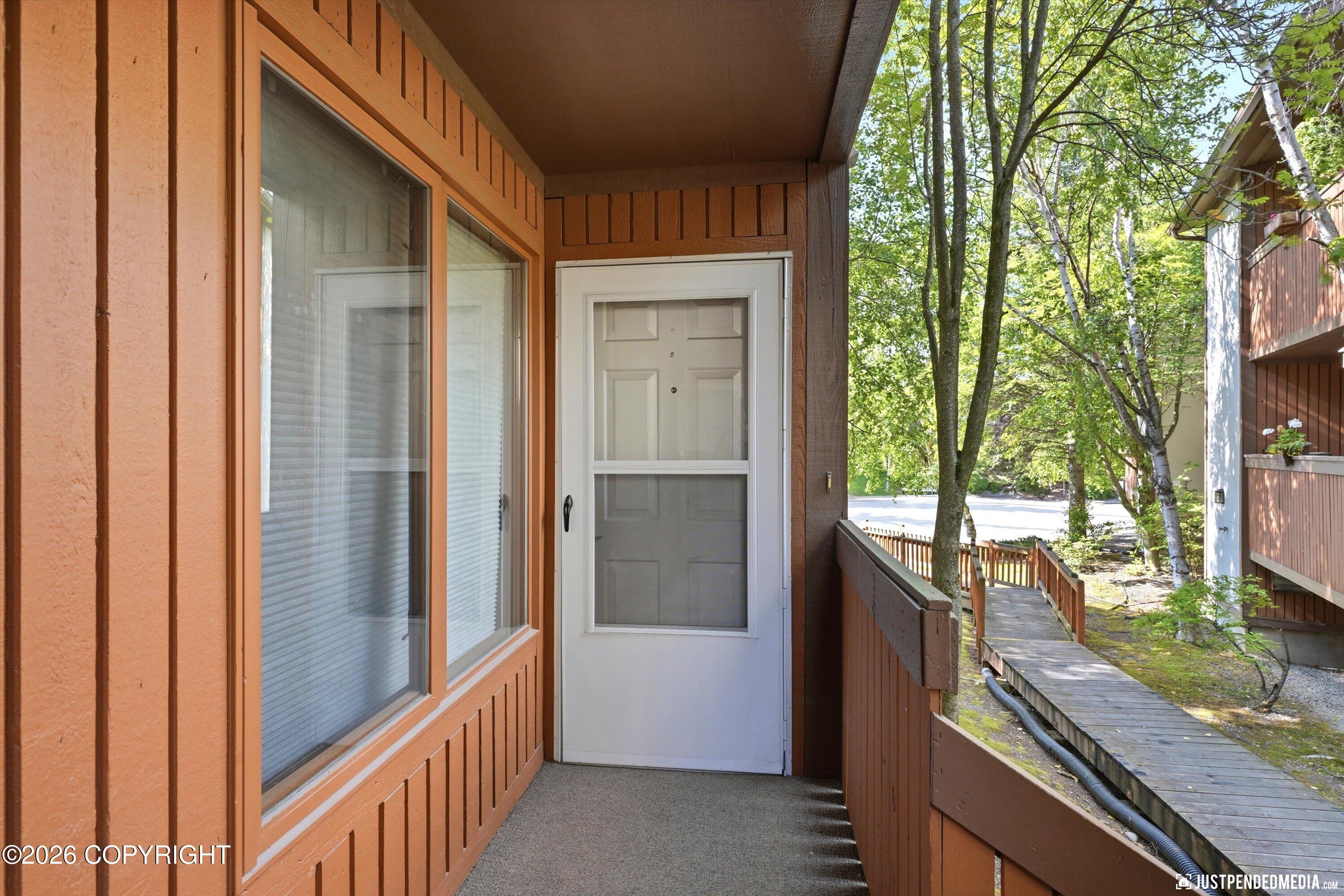 7371 Huntsmen Circle Circle #16b Property Photo 3