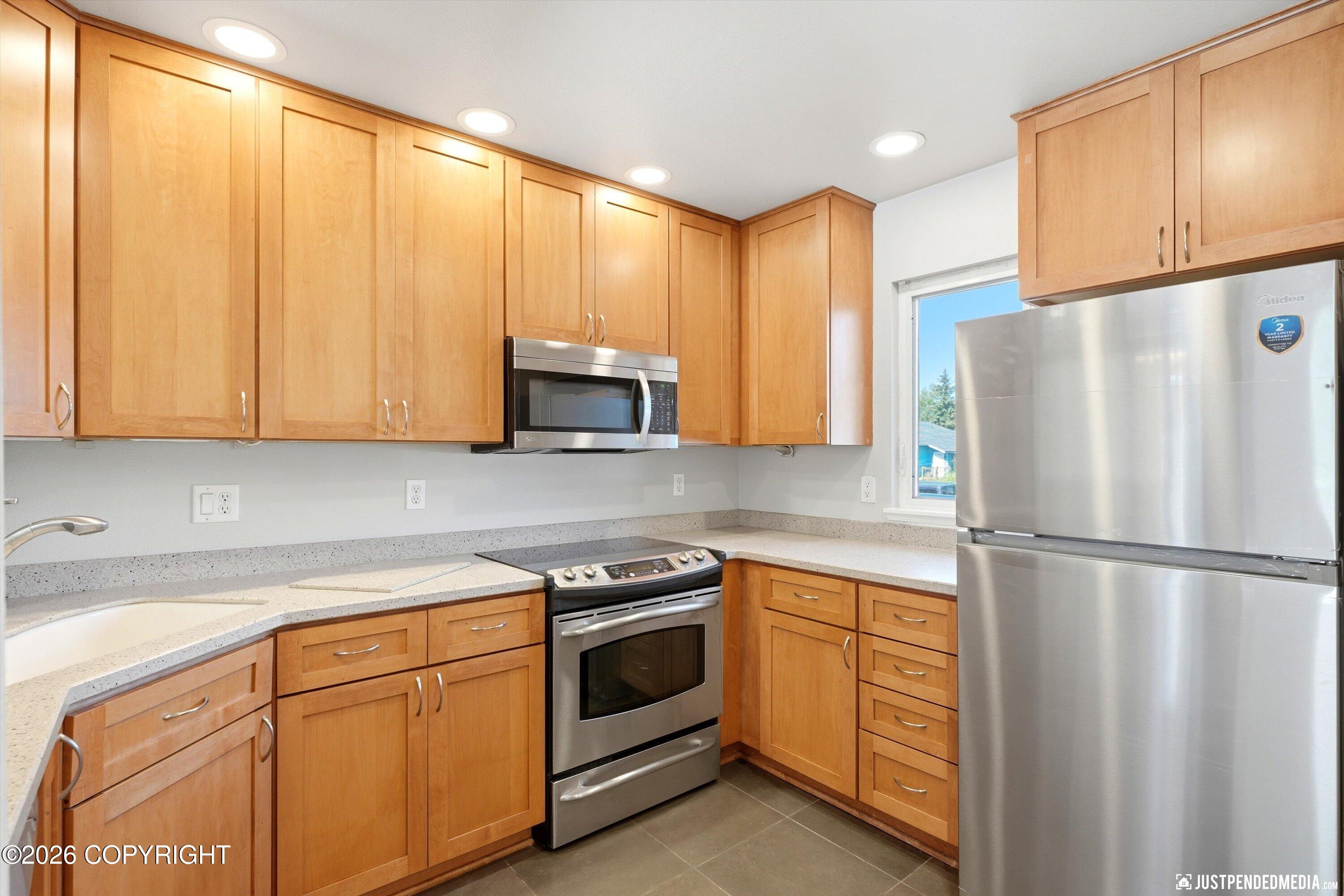 10321 Thimble Berry Drive Property Photo 4