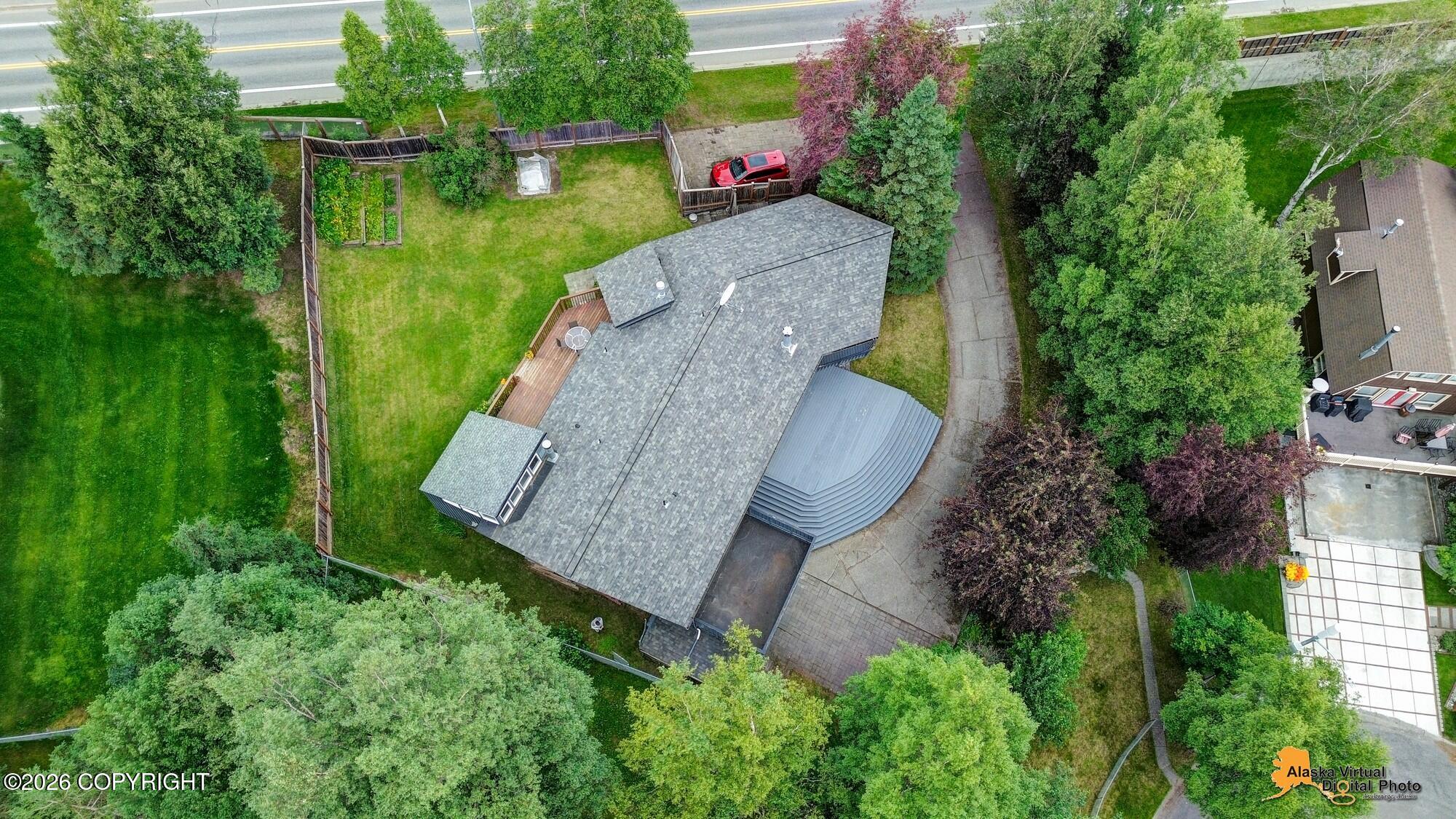 2608 Strawberry Road Property Photo 10