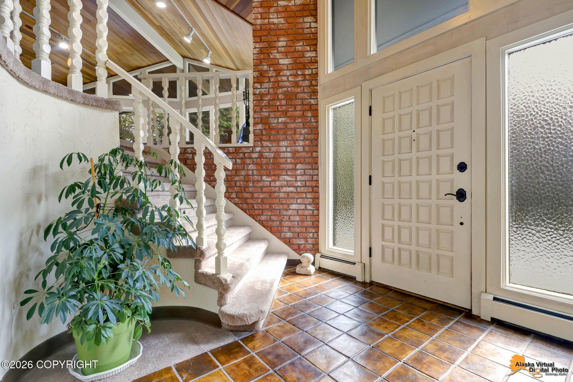 2608 Strawberry Road Property Photo 14